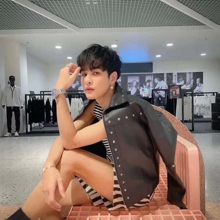JimnessaC's tweet photo. So sexy 🥰🥰🥰
#artpakpoom
#PHFan
#babyhearts https://t.co/w0qQPbYyQI
