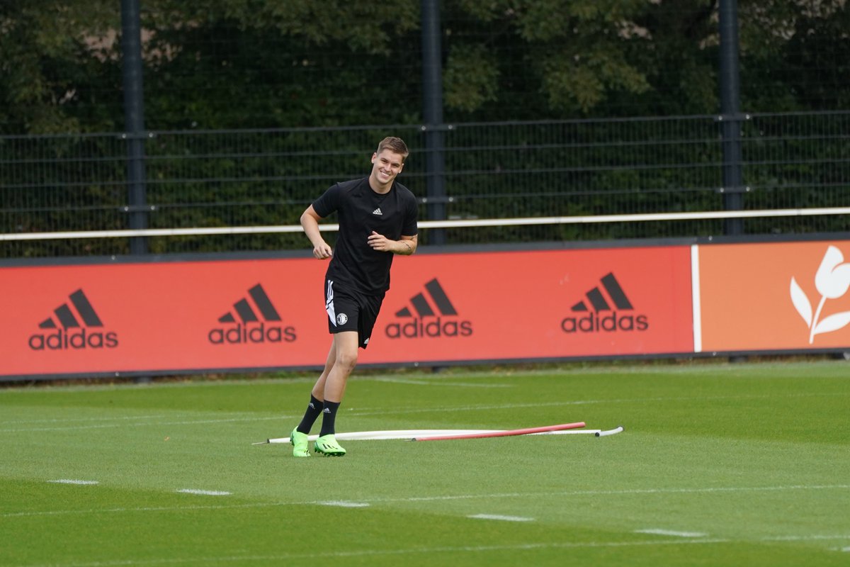 De bij Feyenoord onder contract staande en aan FC Utrecht verhuurde Ramon Hendriks liet zich vandaag zien op 1908 op het trainingsveld.