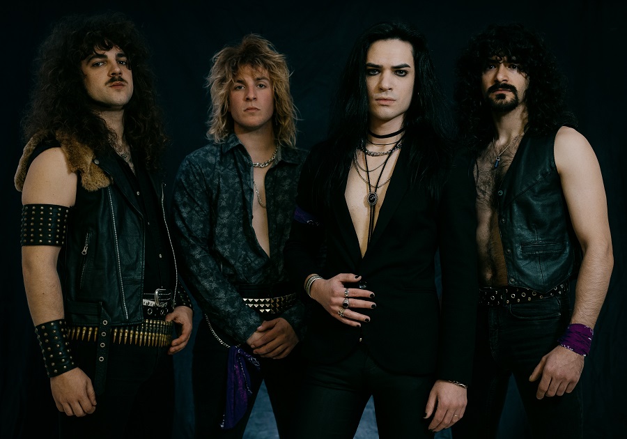 BlessedAltarZin's tweet photo. #Raptore (🇦🇷 (early), 🇪🇸 (later)) – Blackfire
Because these guys are good… nah, not only good; they are VERY GOOD at their job!
Via #DyingVictimsProductions
By @SilviaMetal666
#WeAreBlessedAltarZine
#TheZineSupportingTheUnderground https://t.co/RO03XGjh7S https://t.co/br3v21vBvz