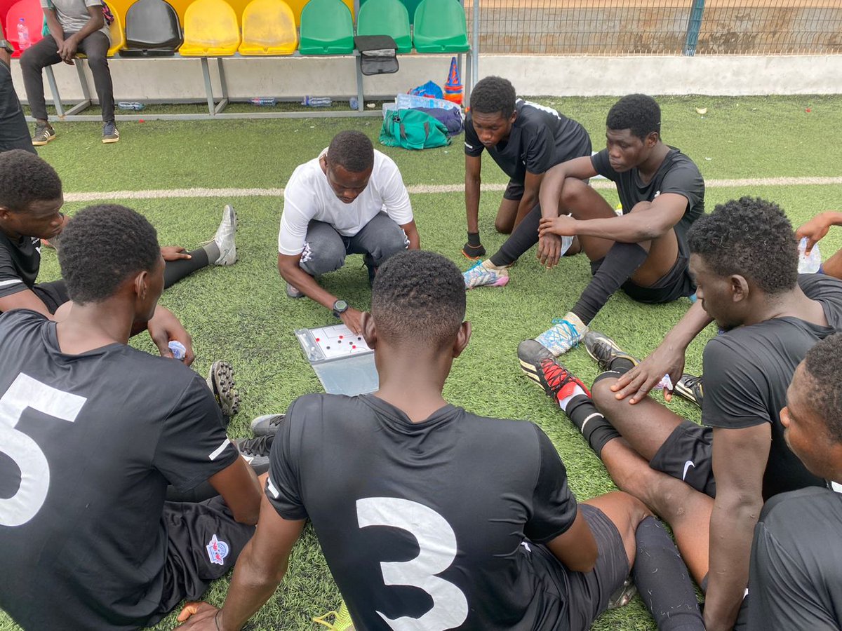 AshaimanFc's tweet photo. LEADERSHIP
" I speak to my players about how we have to play, respect the rules and what I have done is always positive " - Head coach of Ashaiman City FC

#GoodMorningEveryone 
#AshaimanCity https://t.co/0YjMTp1niq