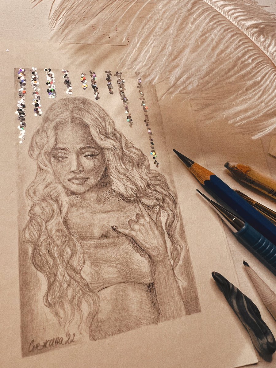 zhanadarte's tweet photo. Happy Monday to U all💖✨ wishing U a beautiful New week! Another witch is done! Playing with glitter is fun ✨🫶🏼

#witchaesthetic #thesaloonwitches #witchvibes #witchdrawings #glitterwitches #drawings #draweveryday #drawingmagic #magicart #magicalart #glitterart #pencildrawings https://t.co/7qEKNnZR0a