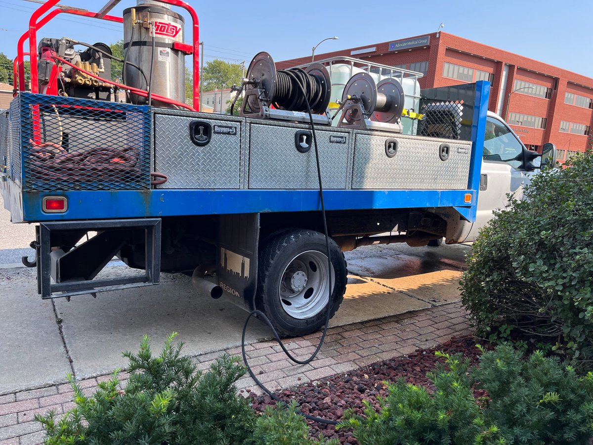 chiplumbingexp's tweet photo. We have created our own hot water hydro jetting system known as hot water hydro-flushing™ in which we can easily transport a hydro-jetting machine around portably. Learn more at: https://t.co/EKjCQ3iqCX
#hydrojetting #hydrojet https://t.co/EgBSvBGudQ