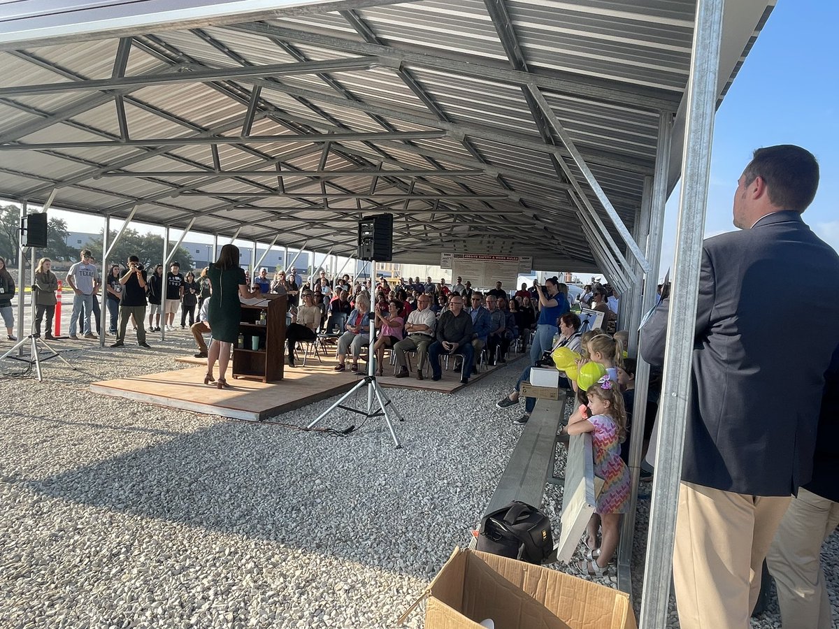 EVHSAuto's tweet photo. It was so awesome to be a part of the groundbreaking of our Future Ready Center, September 14, 2022. We can’t wait to see this Finished! #CTEautomotive #CTE #EVHS #futurecareers https://t.co/HAvGInWICK
