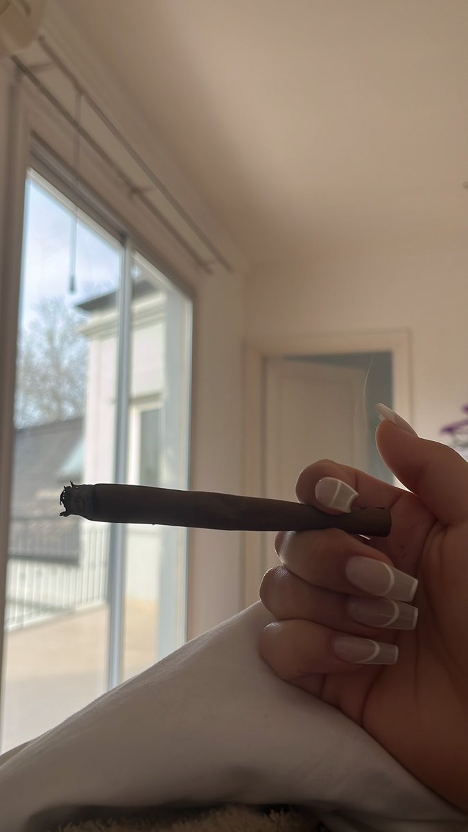 agathaacrr's tweet photo. Como quitar el mal humor en un solo paso: https://t.co/OrYTYETk6W
