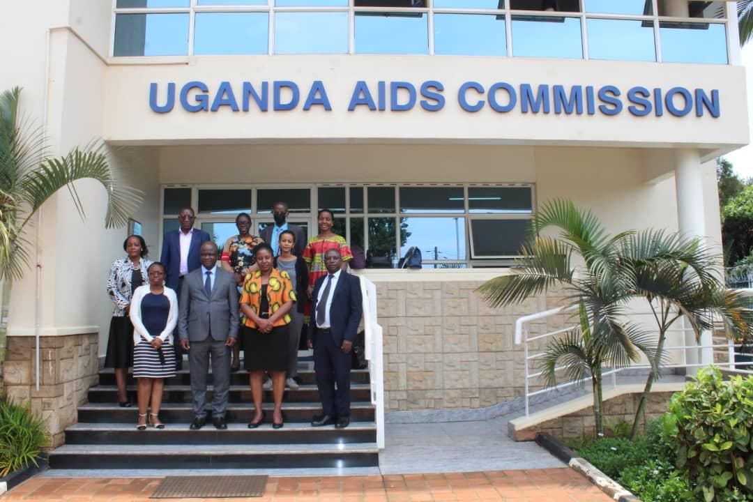 This morning, a joint meeting was held btw @UNAIDS @aidscommission to appraise each other on their coordination roles and mandates for an effective #HIV response in 🇺🇬. Focus was on the HIV Symposium on 8-10 Nov under the theme 'Ending inequalities among adolescent ♀️ &♂️'