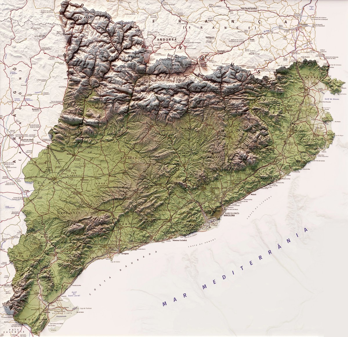 efemarq's tweet image. Trobart és una empresa d'Avinyó, al Bages, que fa mapes en relleu. No són maquetes, no tenen relleu real, només són làmines impreses però l'efecte realístic està molt bé. Fan mapes d'arreu del món i aquests en són alguns de Catalunya i la resta dels Països Catalans.