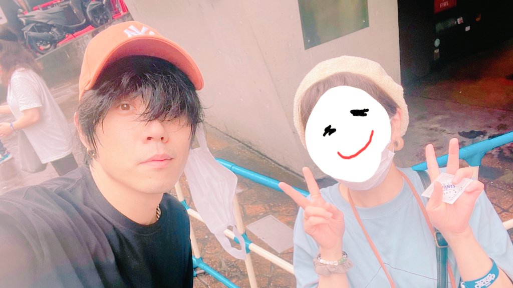 wsb_ma's tweet photo. #TOKYOCALLING 2日間最高すぎた😭今日のどのバンドも全部かっこよかった🥺Ivyで感情大爆発(号泣)！まさかの #GIFTMEN 登場！そしてやっぱり(テレンから)大好きな #ENFANTS はこの先もずっと大好き！これからもライブ行きまくる！(写真もサインも大事にします😭もう家宝🥺)
#トーキョーコーリング2022 https://t.co/4y46sOxlQT