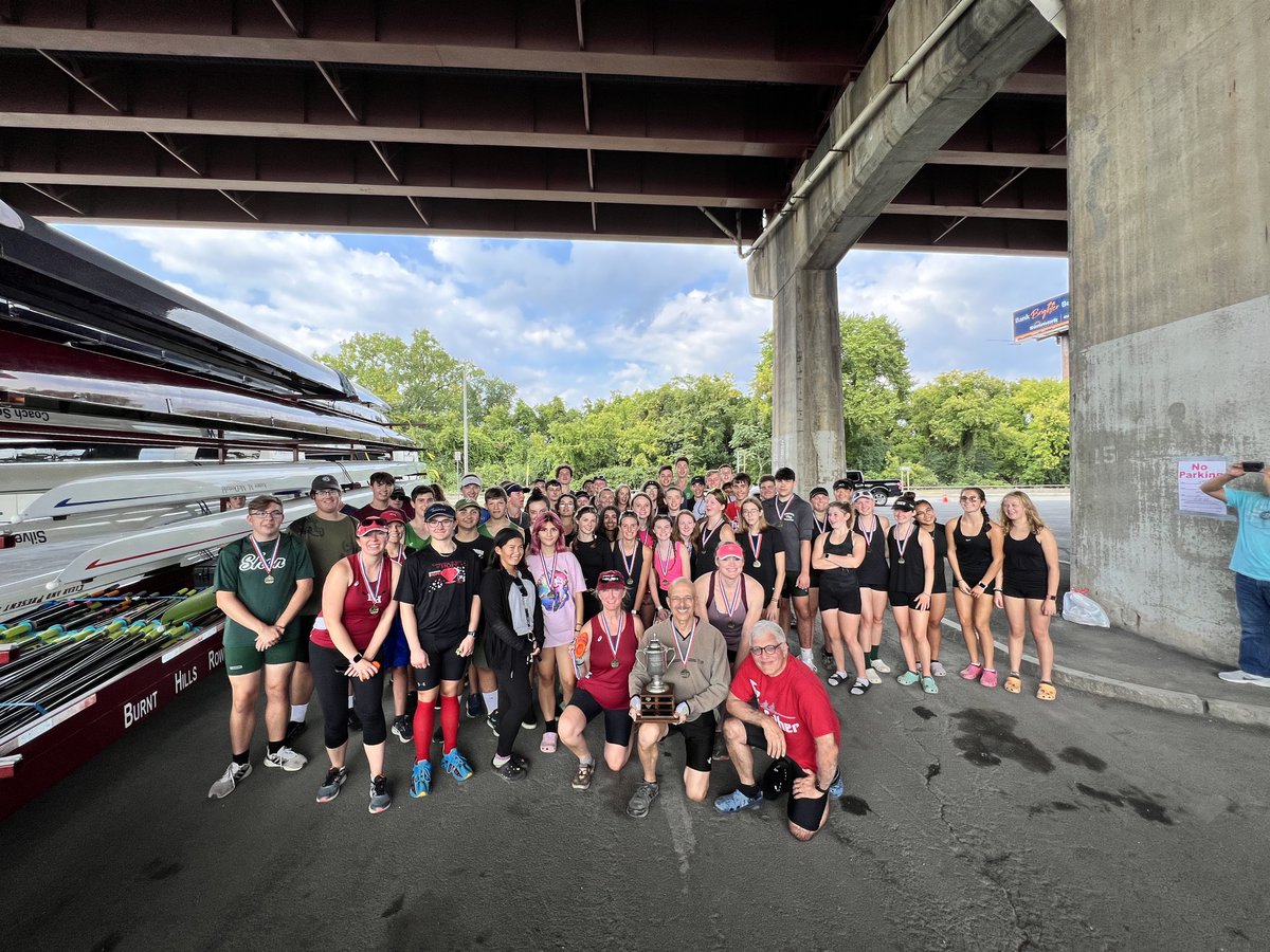ROWBHRA's tweet photo. Thank you @Albanyrowing for a great #headofthehudson regatta yesterday!  BHS Crew is so proud of its rowers for their hard work. https://t.co/Bk4wu1quAB