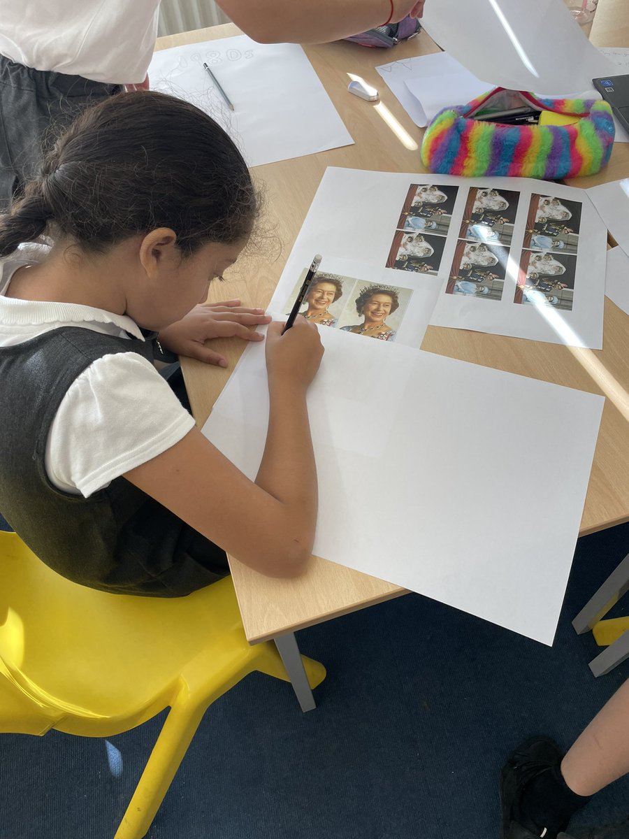Wilburyjunior21's tweet photo. Each of the #Agoralearning schools took part in finding out about the Queen Elizabeth II on Friday, we looked at her reign in the 80’s. https://t.co/hEHsGsTvHl