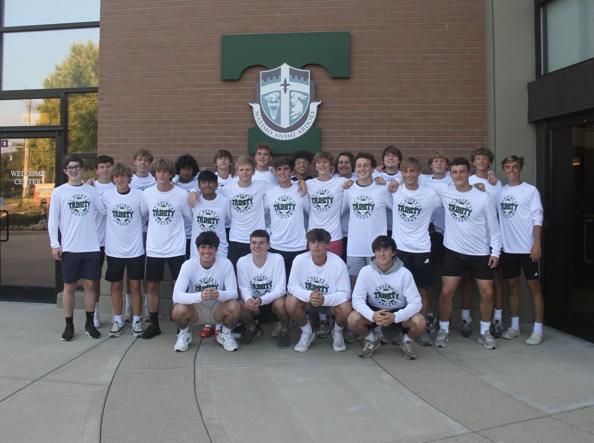 trinitysports's tweet photo. Soccer Rocks “kicked off” Pride Week with a team dinner on Sunday. Go Rocks. ☘️⚽️ https://t.co/ukpGWGIpzO