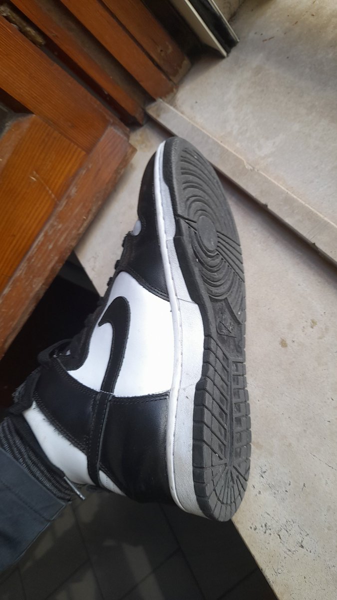 FootMaster888's tweet photo. @slavekane @s1av0 @RT4feet @Brun0Parent @RtloserL @find0m @MaxFindom @aleloserbeta1 @bdsm_europa @promo_bdsm @findom_cash @RT_findnude @Scarlett_mudpup  @adults_RT  @rtsimp69 @tspromo_06 @BDSM_Promo89 @xxxjade20 buongiorno schiavetti 💶😛💶😛 https://t.co/dpUhTE0xHX