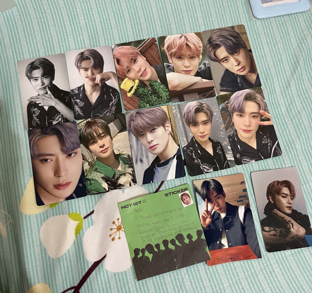 haechanhaechen's tweet photo. Hello! @tyongcollects
Nareceived ko na ang first ever jaehyun photocards ko!! Thank you so much 💚 #TYproofs https://t.co/6Zu72oDux9