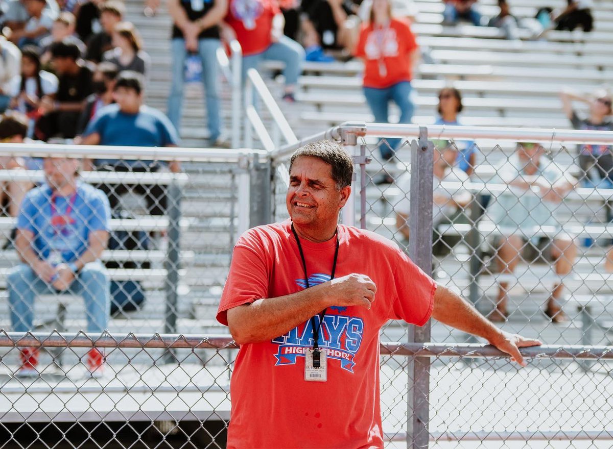 Homecoming was a blast and such a great way the help our team to get hyped for golf season! First tournament is today @ Salado! LET’S GO HAWKS!🎉❤️💙