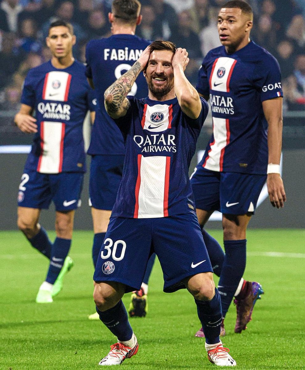 Caption this 🙆‍♂️