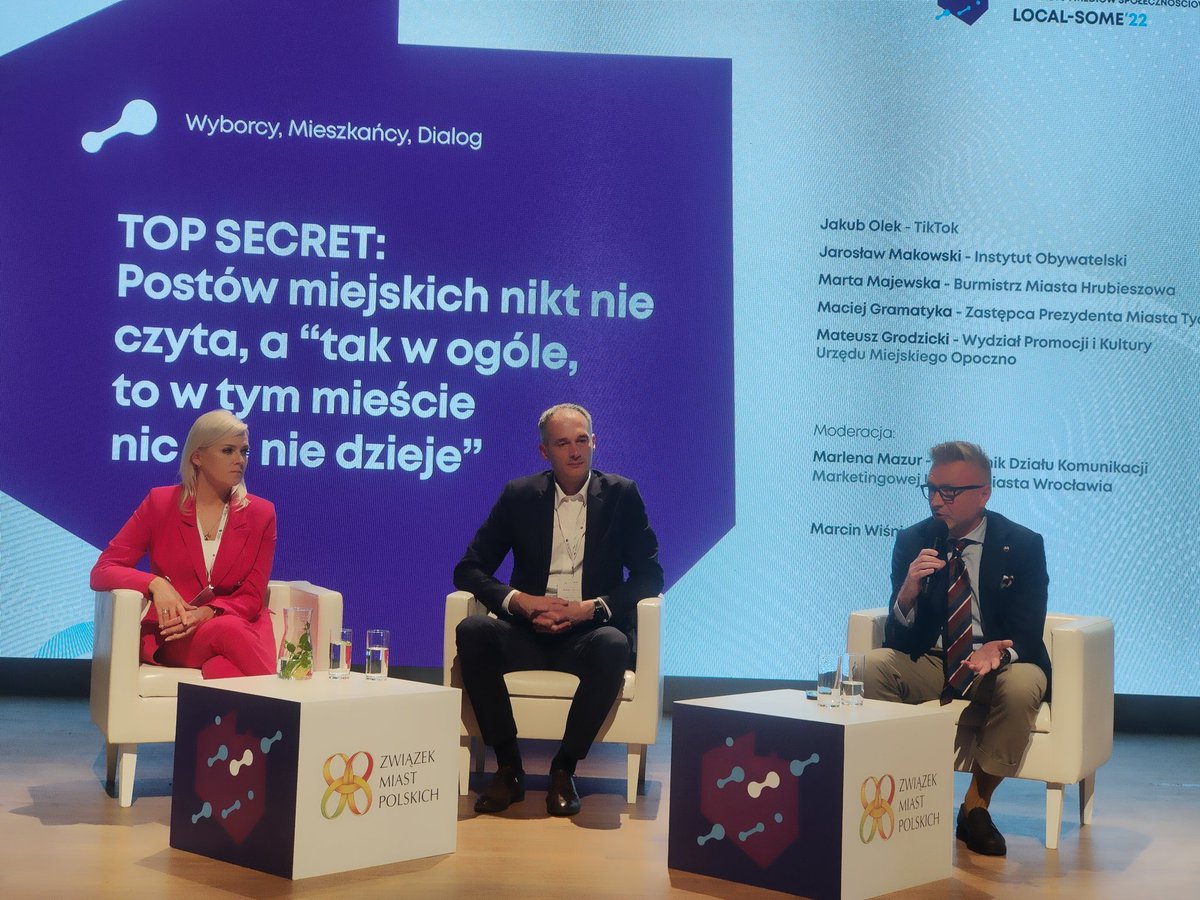 CichonAlicja's tweet photo. A na @LocalSome22 słuchamy też .@MakowskiJaro  :) #localsome22 https://t.co/WajTuISsvt