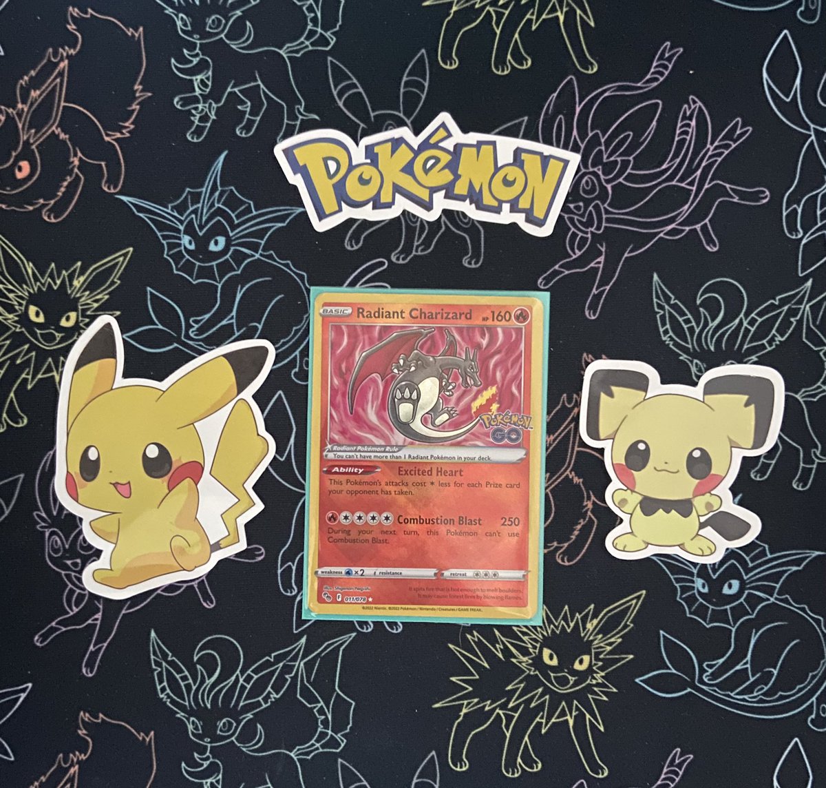 🎊🥳 1000 Follower Giveaway! 🎊🥳

As a small thank you to everyone for helping me reach this milestone, I am giving away a Radiant Charizard and Pika stickers! 

To enter: ✅ Retweet 

Winner chosen on Friday, Sept 23rd. 
Thank you again 🥹 and GL to all! 😄