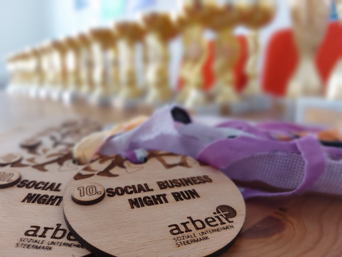 Das arbeit plus Büro wird immer mehr zur Wettkampfzentrale - die Vorbereitungen für den 10. Social Business Nightrun am 29. Sept. laufen auf Hochtouren. Noch nicht angemeldet? Dann aber schnell.... my.raceresult.com/201445/ 
#laufenfuerdengutenZweck #socialbusiness #arbeitplus