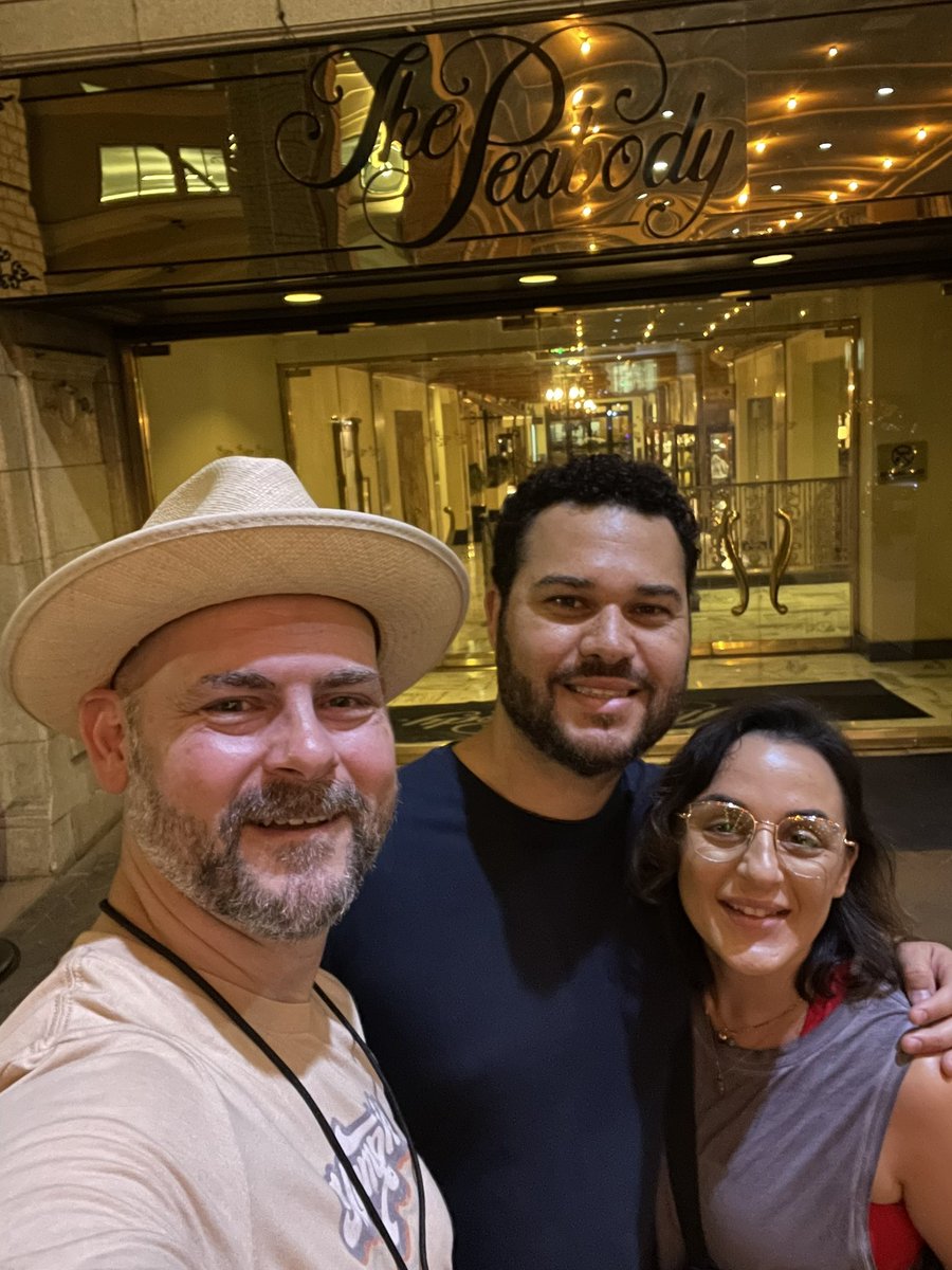 this_tours's tweet photo. Had a great tour the other night!  Couple from Iran and Louisiana via California!  https://t.co/lh4tENfrHi https://t.co/OO0W3HtncX