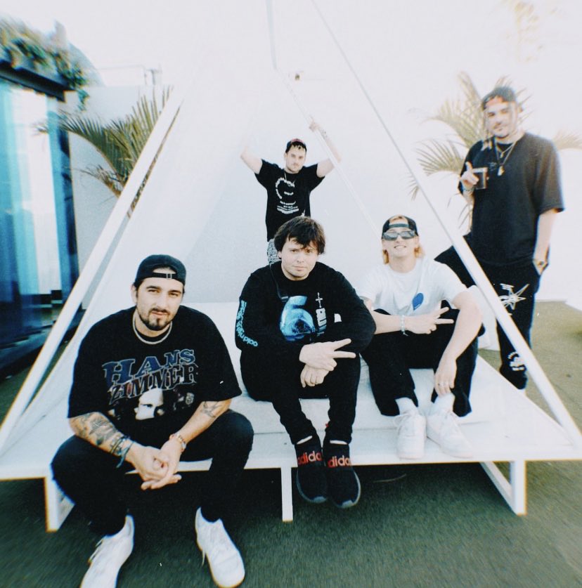 comfort clinton (@comfortclintonc) on Twitter photo 