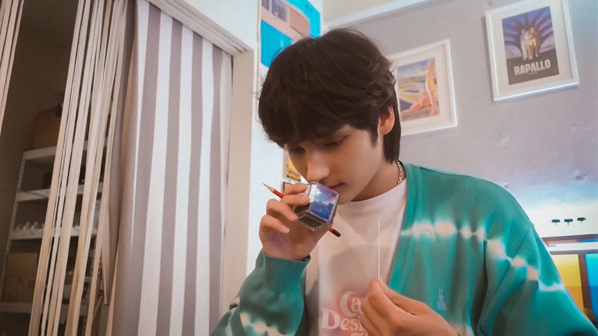 ̈ on Twitter "perfume making with huening kai 🐧👃