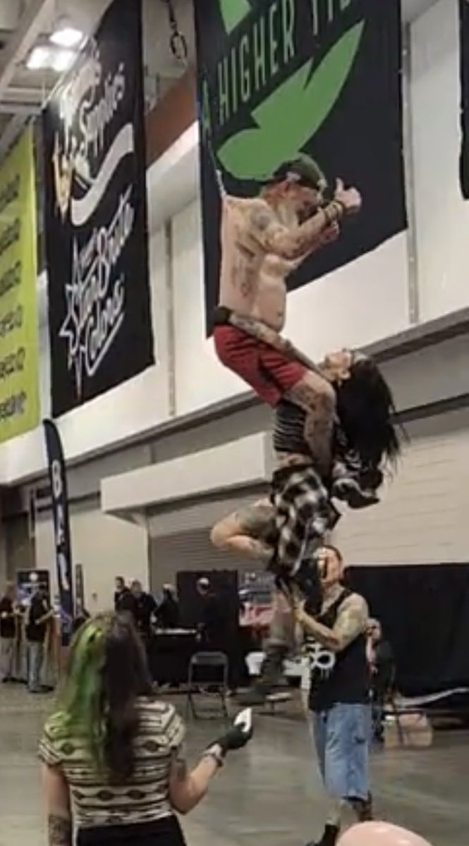 Don_Caskey's tweet photo. What a rush, NGN Suspension at The 2nd Annual Nashville Tattoo Arts Festival!! #getdond #yolo #tattoostoheaven #strangerink #fyp #life #celebrationoflife #friends #nashville #fuckcancer https://t.co/pkLuOMSas5