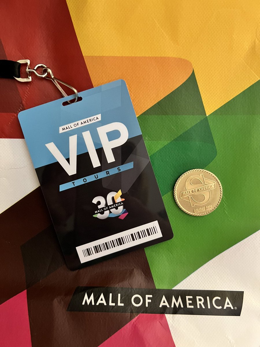 PRSANebraska's tweet photo. Some of our #PRSANE members are attending the @PRSAMidwest District Conference in Minneapolis. Things kicked off yesterday afternoon with an incredible VIP tour of @mallofamerica. @MinnesotaPRSA welcomed attendees with a networking reception last night. #PRSAMDC #TCShakeup https://t.co/GCaJgnxDOG