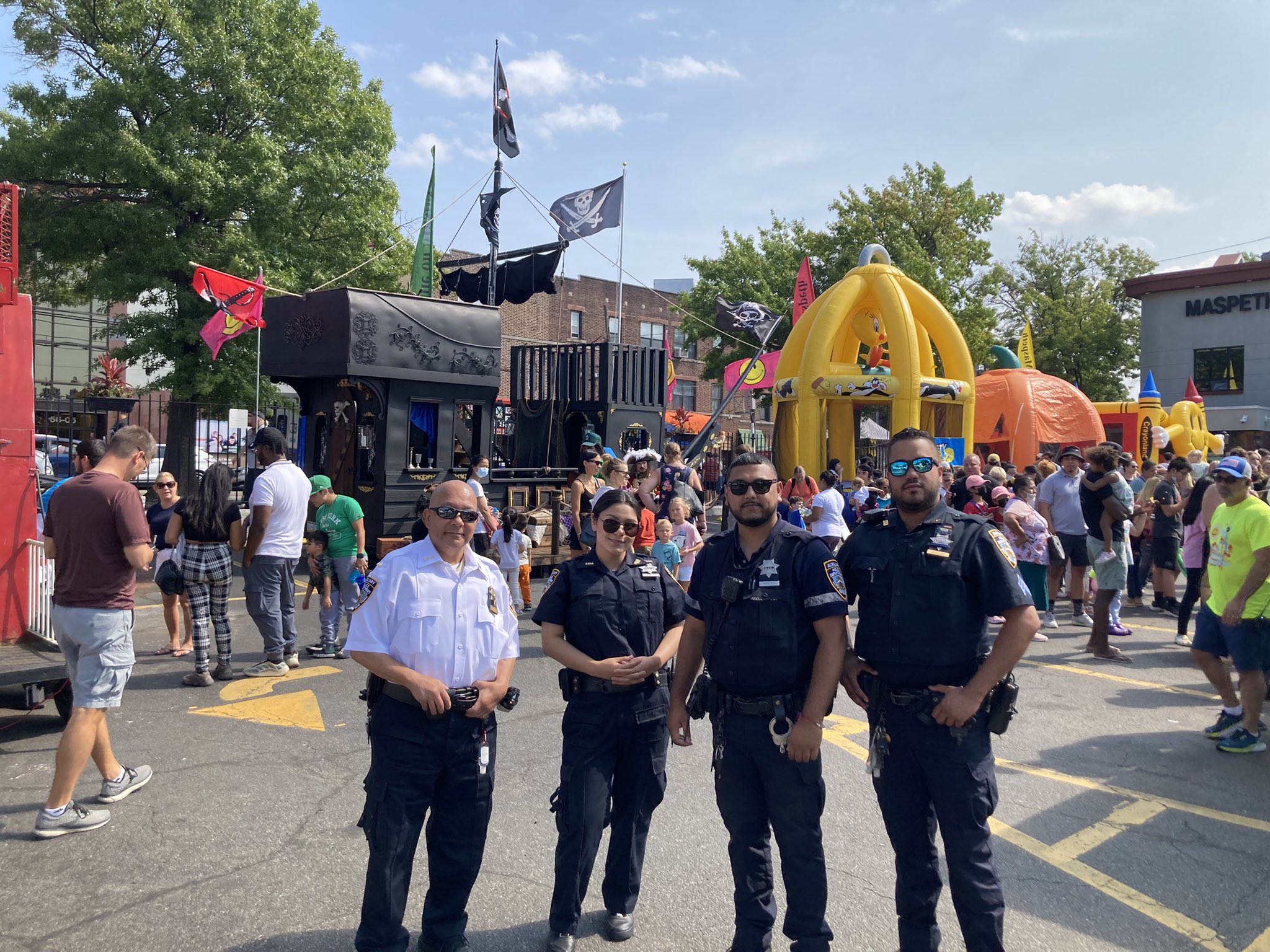 NYPD 104th Precinct on Twitter "A big THANK YOU to our 104 Auxiliary Team for putting in long