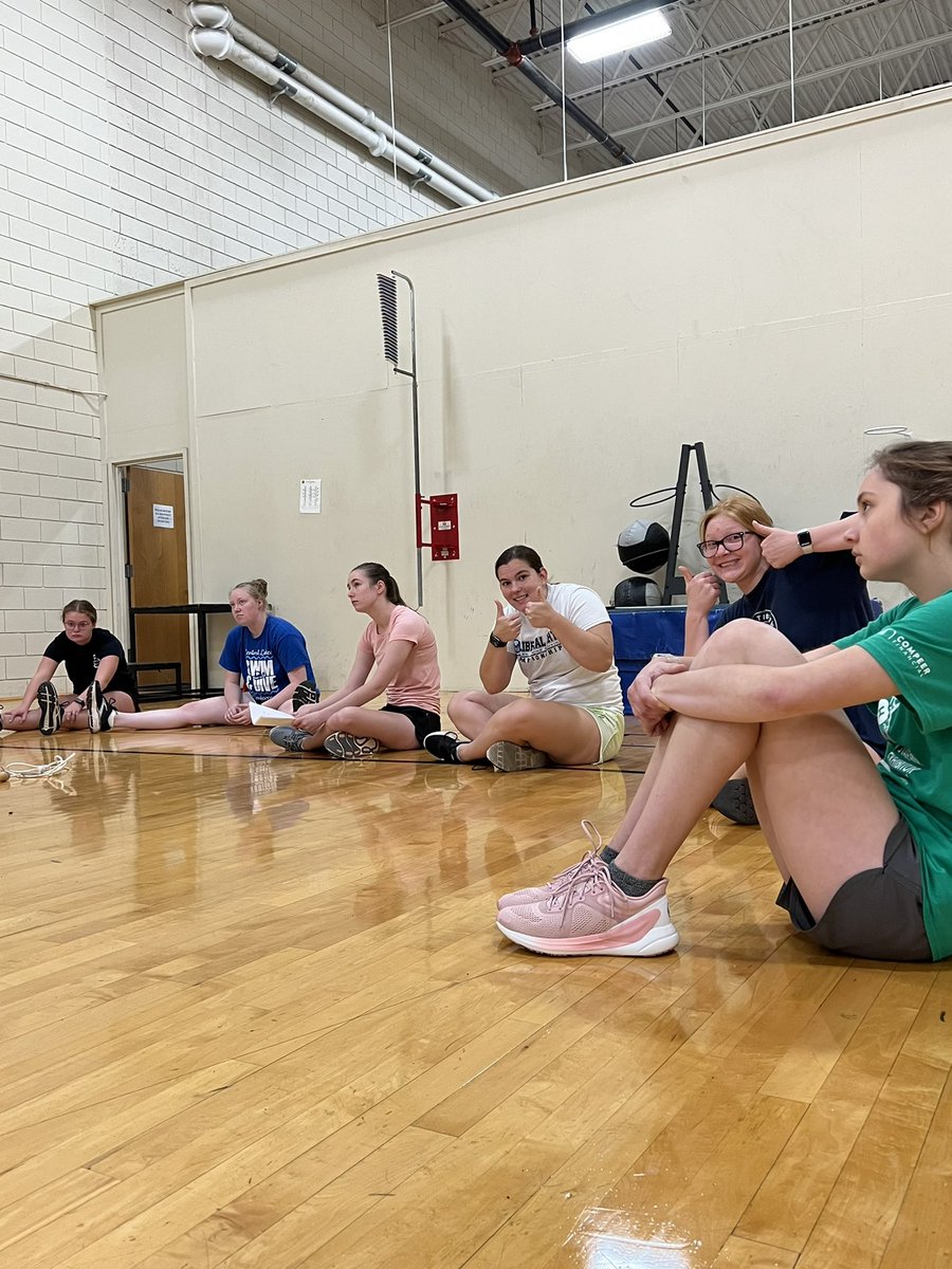 UMMSwimDive's tweet photo. This morning started our 2022-23 Swim &amp; Dive season with some weight room action! It’s looking like it’s going to be a great year🏊‍♀️🐠 https://t.co/wJGDj3Z9sQ