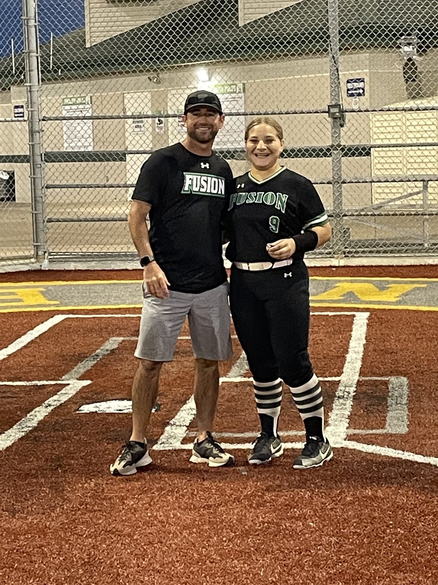 Leah Lewis tweet media