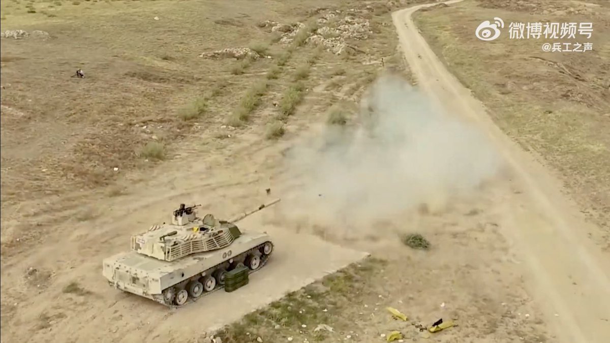 Nickatgreat1220's tweet image. VT-5 Light Tank ‘Pro’ Firing at Shooting Range
Slat Armor Configuration Similar to the One Shown at China Defense Stand #Army2022