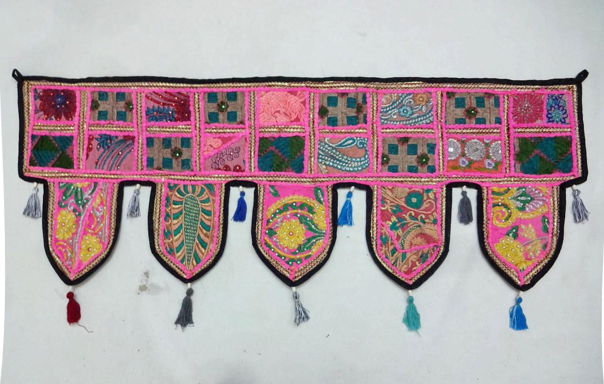 www_hutse_com's tweet photo. #handmade #onlineHandicrafts #hutse #indian #handicraft #ebay #DoorValance #HomeDecor #wallHanging #vintage #wallart #walldecor #decor #cotton #artforsale #patchwork #smallbusiness #crafts #instagood #beautiful #artwork #door #VC42
https://t.co/687YqoWovm https://t.co/vnJCaKVC9f