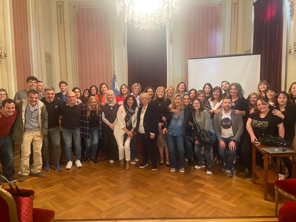 JuzgadoNro's tweet photo. 36to. encuentro del Foro Provincial de Familia en Tandil, donde abordamos un tema tan sensible como la vulnerabilidad en la tercera edad, con exponentes de la talla de las Dras. Isolina Dabove, Hilda Vallet y el Lic. Adolfo Loreal.  Muchas gracias a nuestros anfitriones!! https://t.co/pEzlG06Vnh