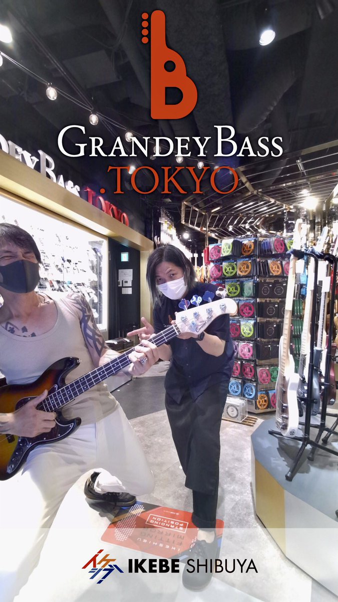 grandeybass_tyo's tweet photo. ジェントル&ロックなオーラを纏うアニキで、初対面とは思えないほど色々な話で盛り上がりました✨
更に大人気の #CompactBass を手にフォトマシンで一緒に遊んで頂きましたw
「この写真はなんぞ?」という方はコチラをご参照あれ✋
↓
https://t.co/atckKToAtk https://t.co/0Uz1wqnoBl