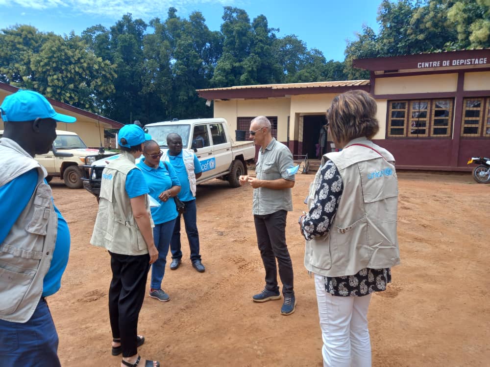 RelanoMeritxell's tweet photo. Excellent partnership with @ICRC and the government  in the Kaga Bandoro Hospital in Central African Republic. Together we can. Took many pictures of severely malnourished children being treated but...not sure I can share. Too shocking.
@PierreSomse2 @RMardiniICRC @UNICEF_CAR https://t.co/u6iGKAuxp9