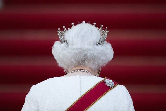 _metereopatica_'s tweet photo. “ Elisabetta II lascia per sempre Londra ”

i brividi su tutta la schiena💔 #QueenElizabethII https://t.co/I4p1u96SjP