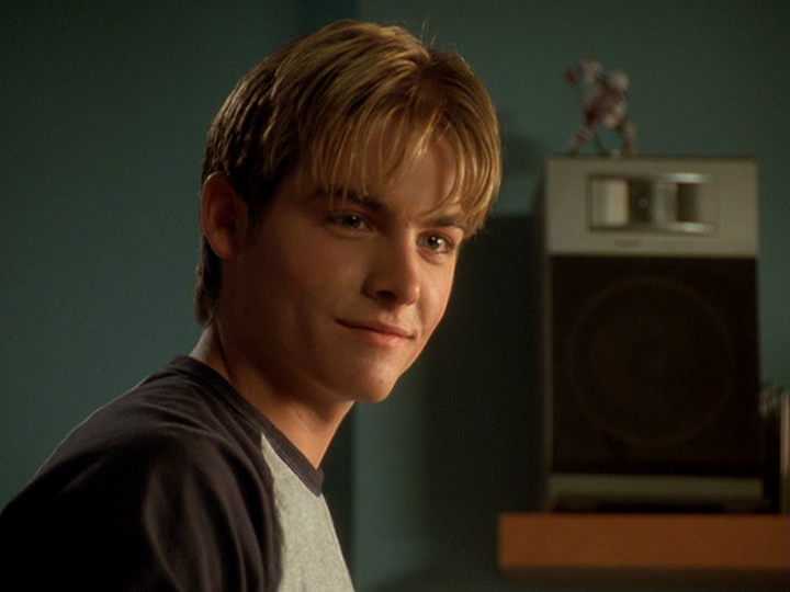 Happy Birthday, Kevin Zegers
For Disney, he played the role of Josh Framm in the film series. 