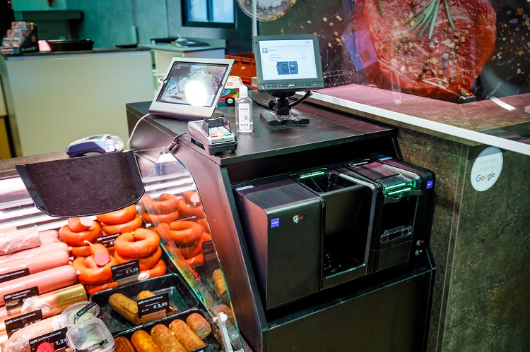 CikamAlmere's tweet photo. Op 26 en 27 september vindt de Vakbeurs Foodspecialiteiten plaats in Expo Houten. We demonstreren hier een Cikam Easy Cash gesloten betaalsysteem, gekoppeld aan een weegschaal van DIGI. Vraag hier je gratis toegangskaart aan: https://t.co/Z1gBpdkdTJ. 
#Food #Retail #cash #winkel https://t.co/WKBjF4k4FP