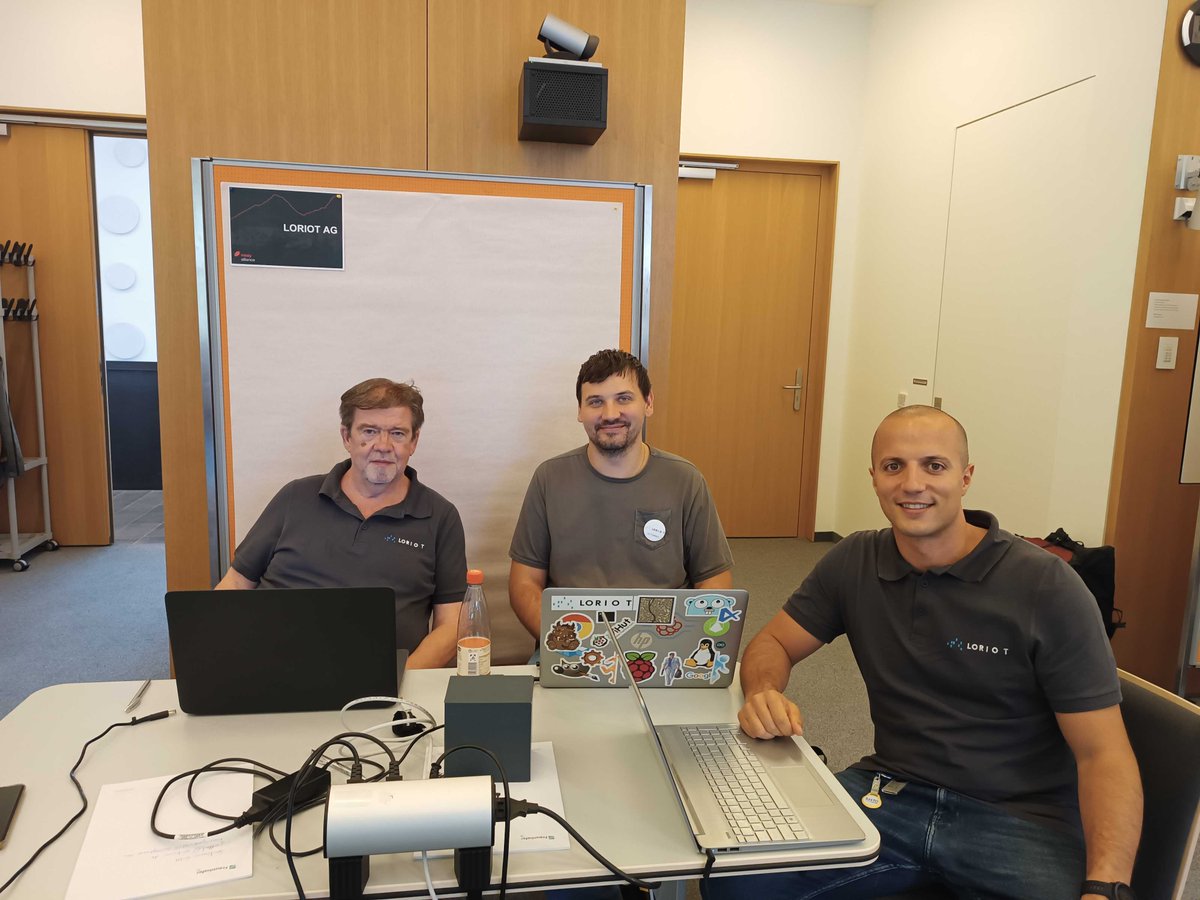 LORIOTio's tweet photo. We are at the @mioty_alliance #PlugFest in Waischenfeld, Germany!🇩🇪 

Our CRO @bela_loriot, @emdedonatis, @tkiralyhu are presenting our new #Hybrid #Network #Management #System +installed our base station😎 

See what our CRO said about our hybrid solution https://t.co/WztBO5jclV https://t.co/QHp8MTQvIb
