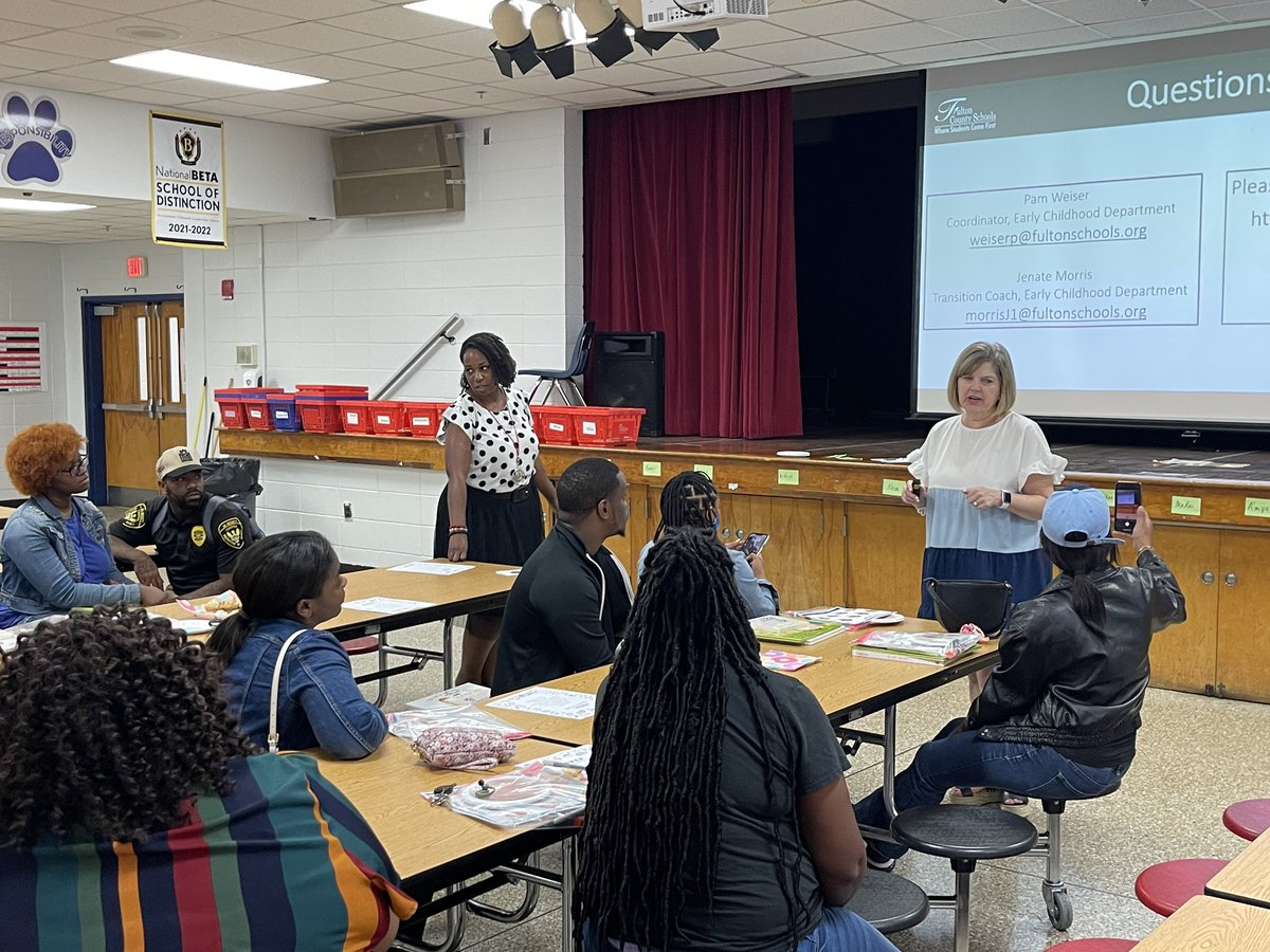 HubbardsStacy's tweet photo. We are so thrilled to have our PreK parents here to engage in the early learning literacy strategies with @pamelaweiser This was a wonderful way to start off our learning week. #watchUSGrow https://t.co/wK2oJ0bsLL