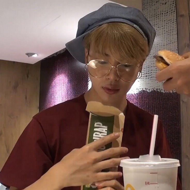 144p jimin tweet media