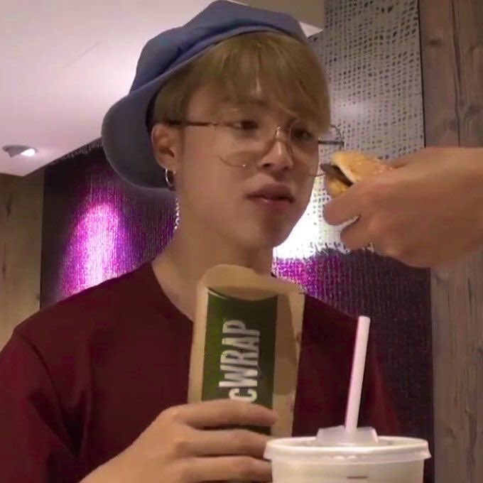 144p jimin tweet media