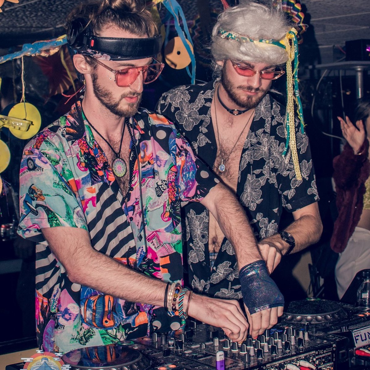 PartyGuruUS's tweet photo. Ready to get funky at @CervantesDenver⁉️ Join us on the dance floor on October 20th for SHIFT Thursday with @thefunkhunters, @THESPONGES, and MORE! Grab those tickets now! ⬇️
TICKETS: https://t.co/Oqnuib54eB
#TheFunkHuntersCervantes #Cervantes #TheFunkHunters https://t.co/7gEL3Muzo0