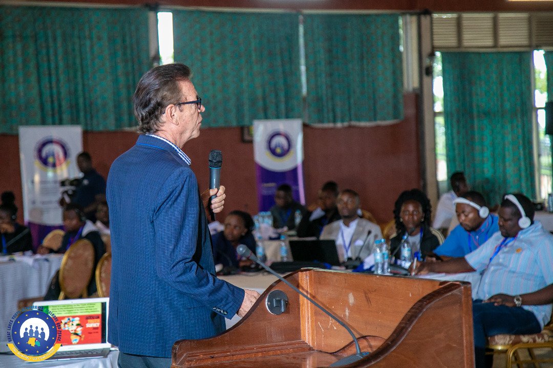 SimecRwanda's tweet photo. Happening:Peace Summer school event, Uganda-Entebbe.5 days sessions that brings more than 100 Youths from great lakes region countries to talk about peace and roles of youth regionally in regards to conflicts and their engagement.
SIMEC under invitation of @visionjeunesse2 attend https://t.co/FEjmd2tZqj