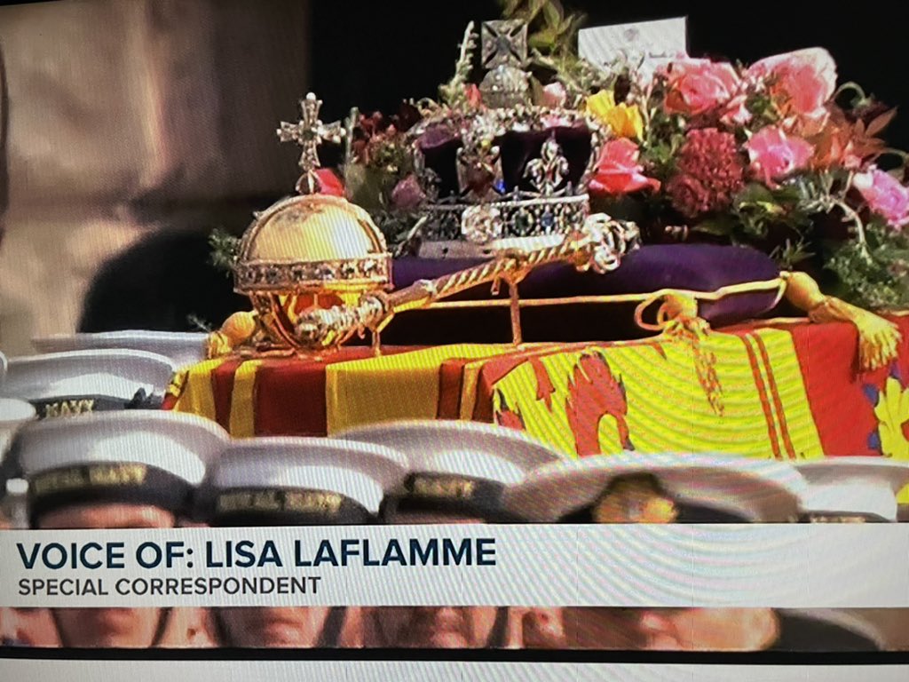 MarthaKellyLive's tweet photo. RIP Queen Elizabeth II -  What a treat to watch @LisaLaFlamme_  our “broadcasting queen”
@CityNewsTO - take that! @BellMediaPR https://t.co/GQY5EwiDxf
