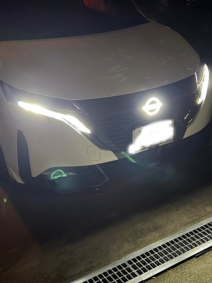 先駆者の皆様の情報のおかげで
無事に取り付け・点灯できました😊
めんどくさい作業ですが…
コレめっちゃいいやん！👍