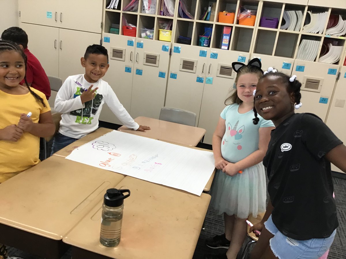 Students can make anchor charts too! My students worked with a team to create examples of things with l-blends. Next, they presented their posters to the class. I loved hearing my students cheer for each other as they presented! 🌟 #WarrenWill