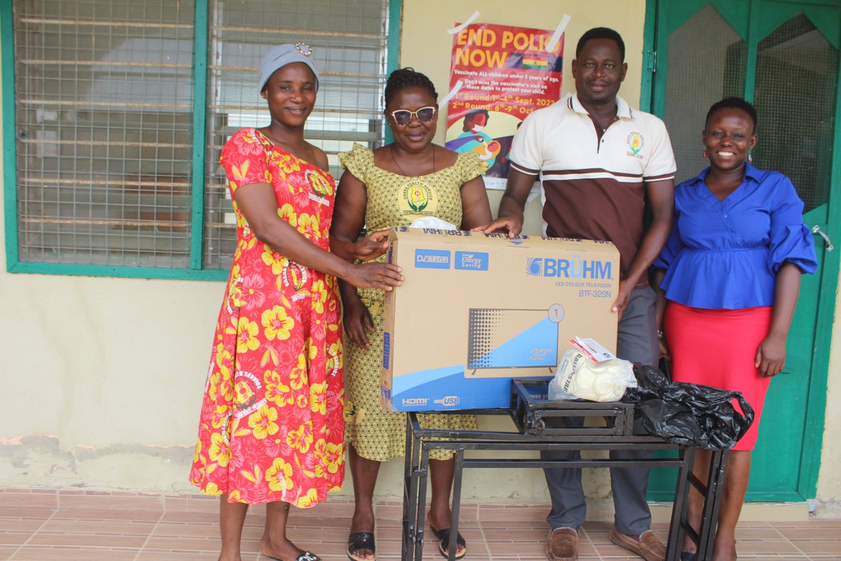 YouthHarvestFGH's tweet photo. @YouthHarvestFGH provides technical support and resources to #GHS to aid nurses facilitate #AdolescentReproductivehealth lessons to out-of-school boys and girls in Kassena-Nankana Municipal and Bawku-West District to make #healthservices friendly to #adolescents @RFSU @mohgovgh https://t.co/A8jW5wc7v2