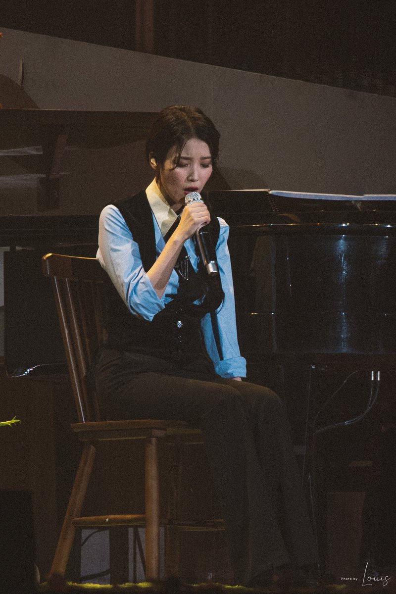 Louis❄ tweet media