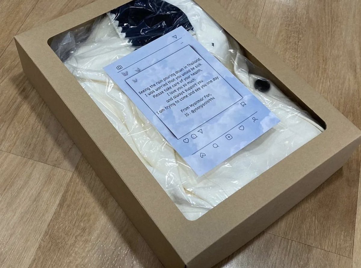coffeebusbyaod's tweet photo. Fan project to @yoonpsn #yoonpsn
.
.
#coffeebusbyaod 😘
#foodsupport #foodtruckclubthailand #fanproject #fanprojectsupport #donate #giftsupport #giftforartist https://t.co/LmlCWC41fn