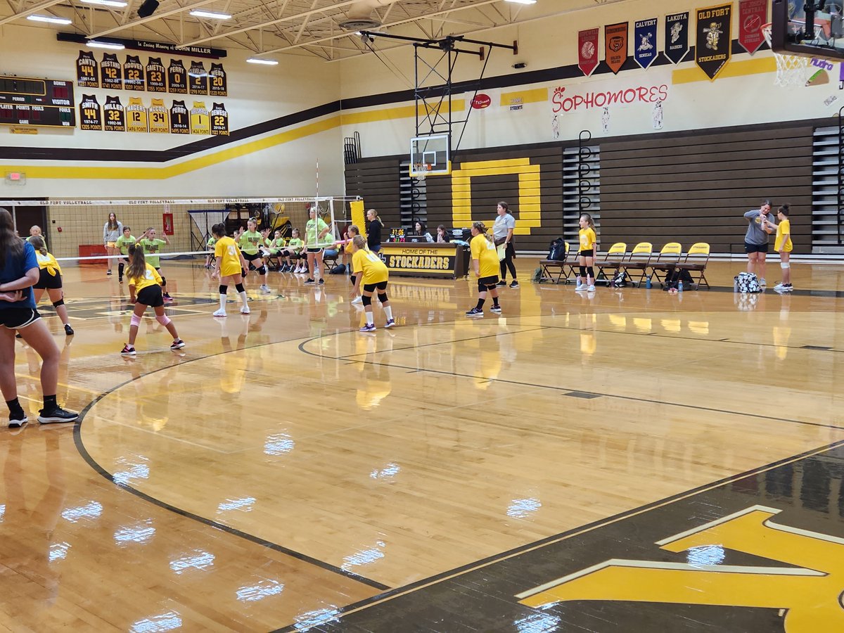 OFStockaderVB's tweet photo. Our #OFVB 4th graders are 4-0! Keep it up ladies! #thefutureisbright https://t.co/M23tqdG2BX